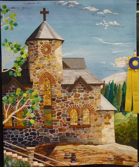 1641_best_pictorial_quilt_mountain_chapel.jpg