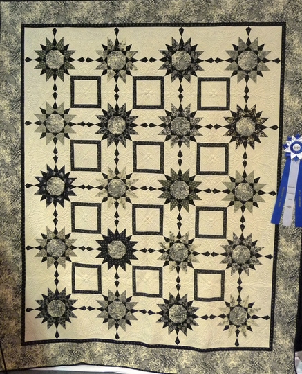 1646_outstanding_traditional_quilt.jpg