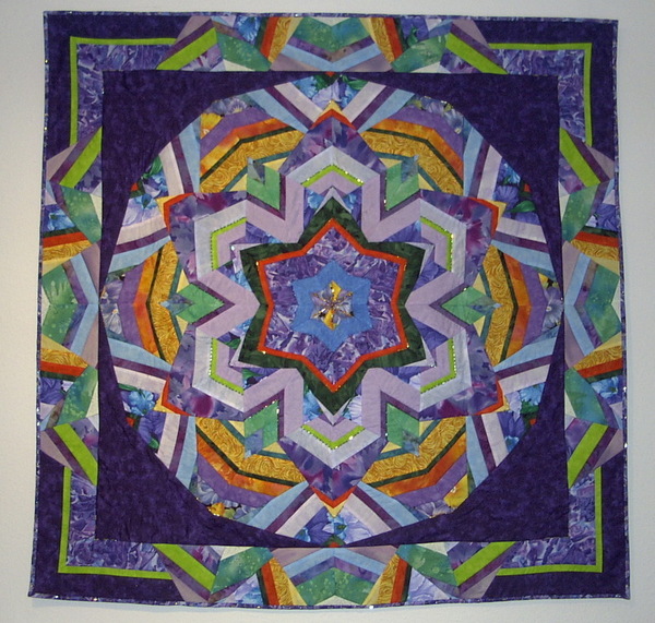 2839_kaleidoscopeleequilter.jpg