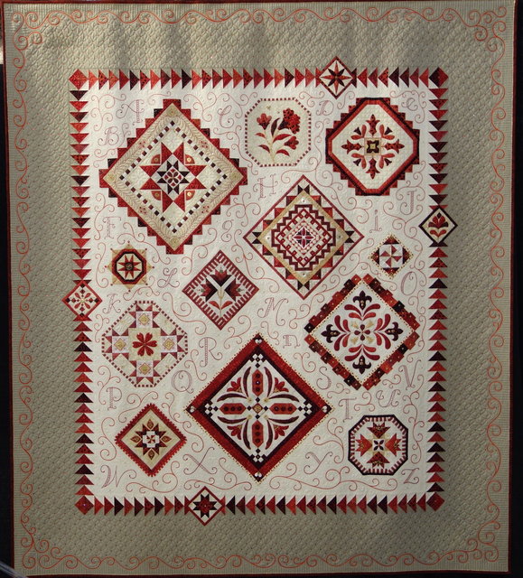 5273_janet_stonered_letter_daze_quilt_dsc0831.jpg