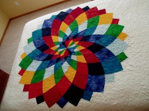 Dahlia Quilt