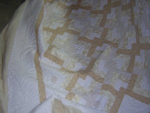 Lover's Knot Wedding Quilt