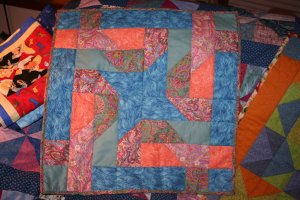 Tesselating Star Babydoll Quilt