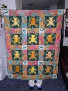 Hunny Bear's First Quilt