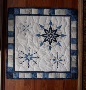 snowflakes-wall-hanging